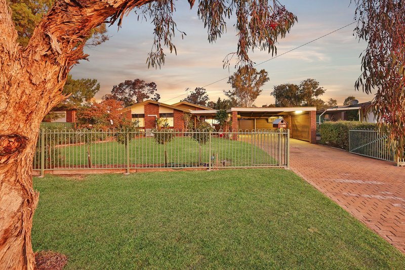 Photo - 22 Chaffey Street, Merbein VIC 3505 - Image 2