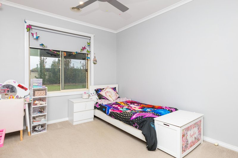Photo - 22 Chardonnay Drive, Mildura VIC 3500 - Image 14