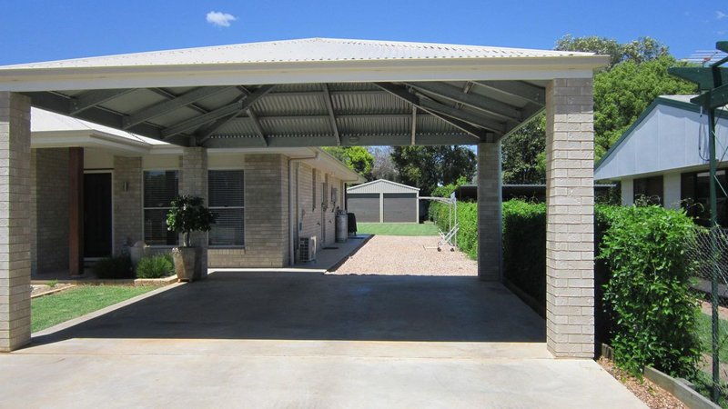 Photo - 22 Charles Street, St George QLD 4487 - Image 18