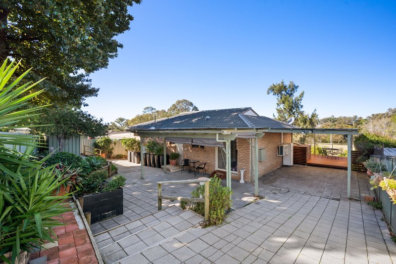 Photo - 22 Chasselas Avenue, Eschol Park NSW 2558 - Image 4