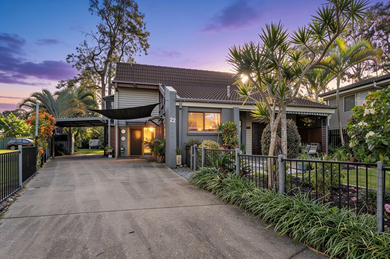 Photo - 22 Chaucer Parade, Strathpine QLD 4500 - Image 1
