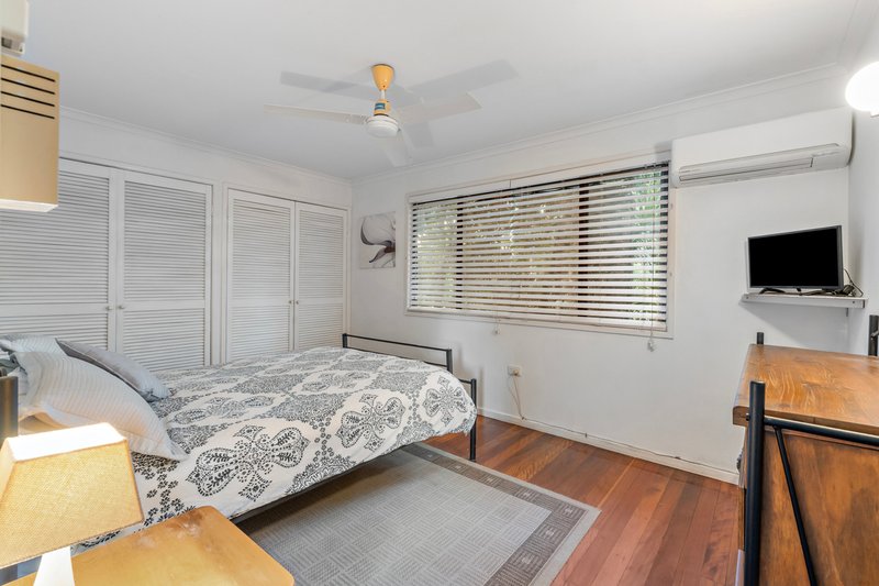 Photo - 22 Chaucer Parade, Strathpine QLD 4500 - Image 17