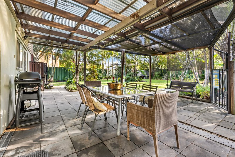 Photo - 22 Chaucer Parade, Strathpine QLD 4500 - Image 21