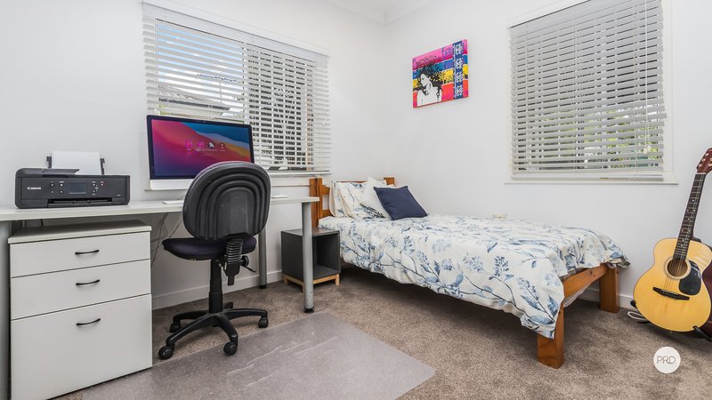 Photo - 22 Chesney Street, Carina QLD 4152 - Image 14