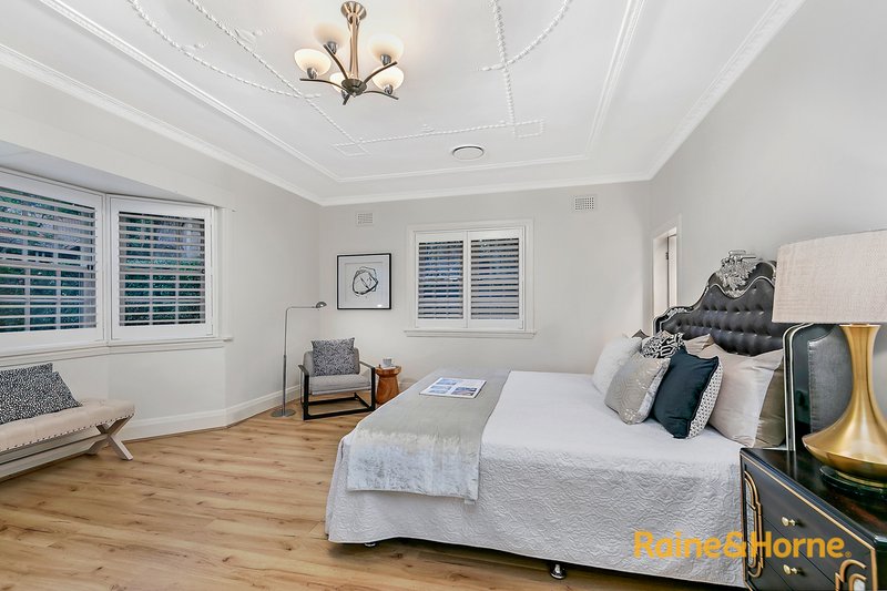 Photo - 22 Chorley Avenue, Cheltenham NSW 2119 - Image 9