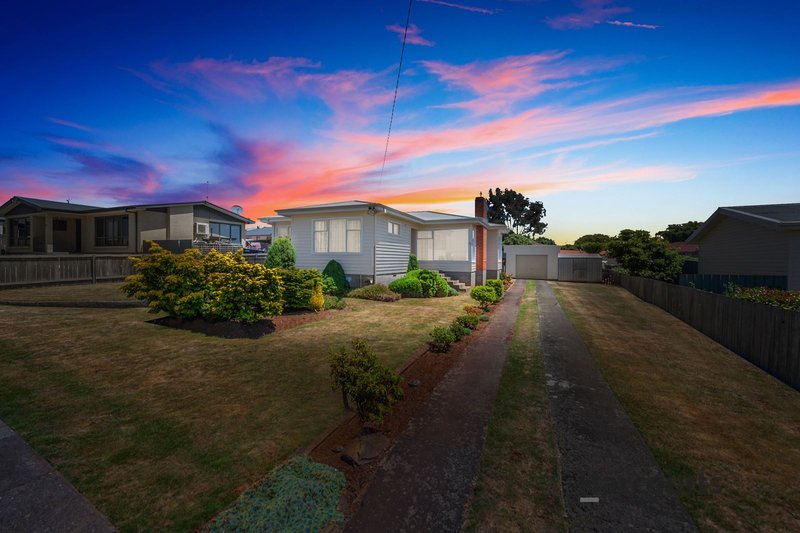 22 Churchill Avenue, Devonport TAS 7310