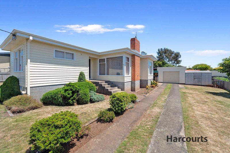 Photo - 22 Churchill Avenue, Devonport TAS 7310 - Image 10