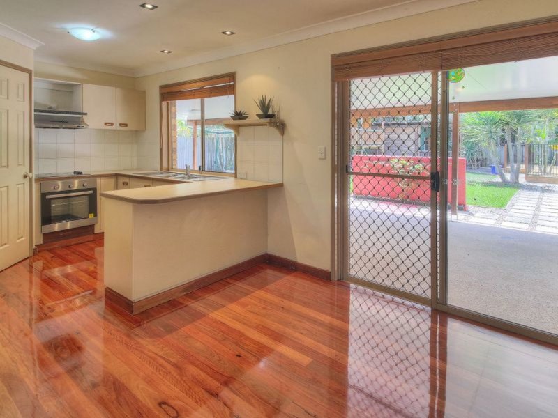 Photo - 22 Clarence Street, Waterford West QLD 4133 - Image 2