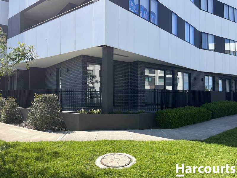 Photo - 2/2 Clark Street, Williams Landing VIC 3027 - Image 4