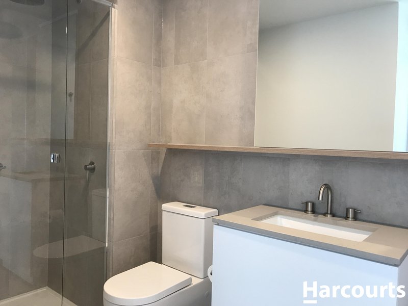 Photo - 2/2 Clark Street, Williams Landing VIC 3027 - Image 6