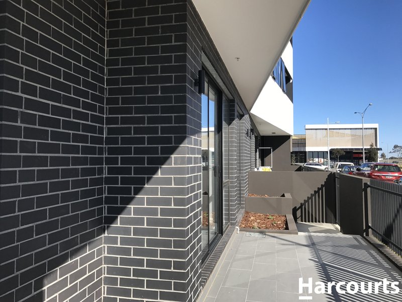 Photo - 2/2 Clark Street, Williams Landing VIC 3027 - Image 7