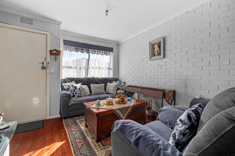 Photo - 2/2 Clarke Street, Thomastown VIC 3074 - Image 2