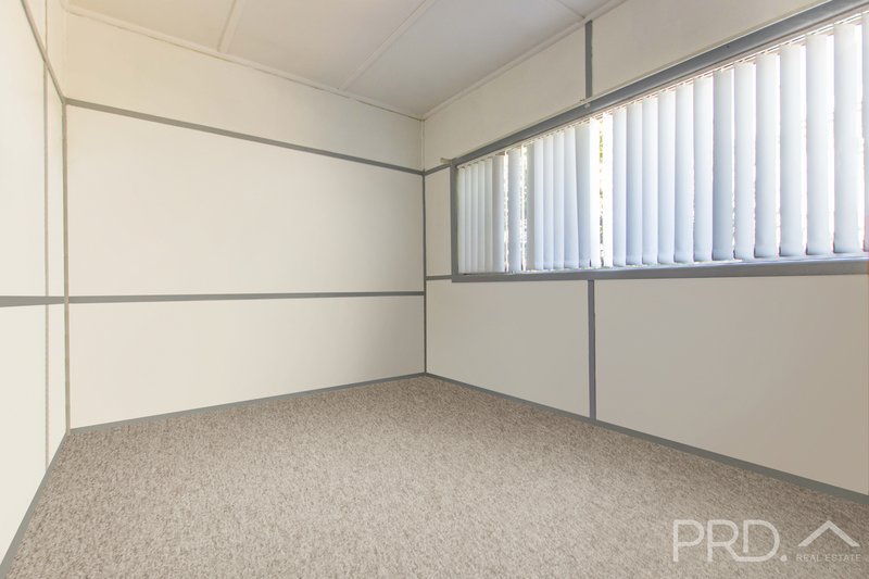 Photo - 22 Clarke Street, Tumut NSW 2720 - Image 7