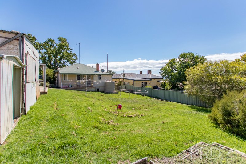 Photo - 22 Clarke Street, Tumut NSW 2720 - Image 14