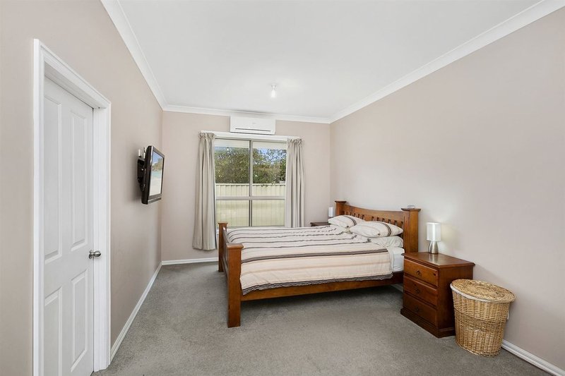 Photo - 22 Clarkson Street, Sebastopol VIC 3356 - Image 11