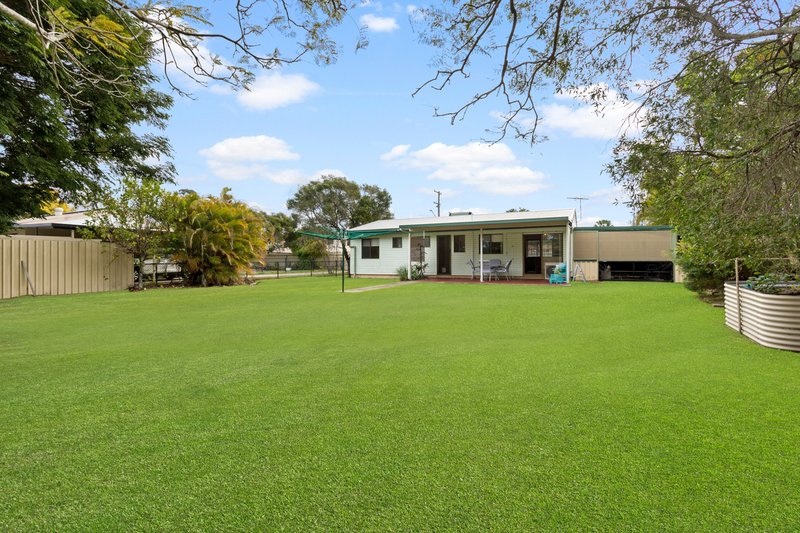 Photo - 22 Claverton Drive, Deception Bay QLD 4508 - Image 13