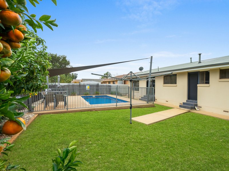 Photo - 22 Clifton Boulevard, Griffith NSW 2680 - Image 10