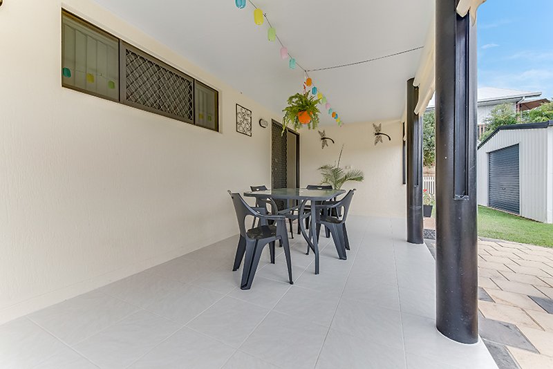 Photo - 22 Coleman Crescent, Pacific Heights QLD 4703 - Image 16