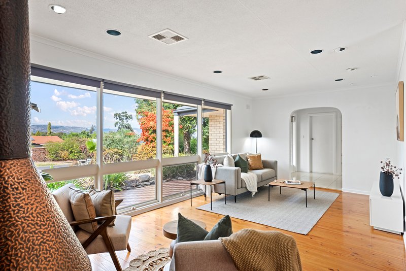 Photo - 22 Columbia Crescent, Modbury North SA 5092 - Image 7