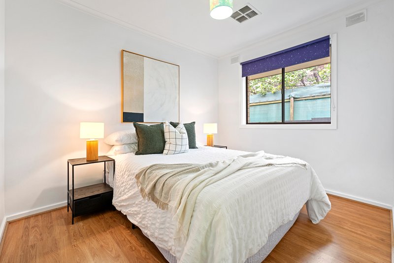 Photo - 22 Columbia Crescent, Modbury North SA 5092 - Image 16