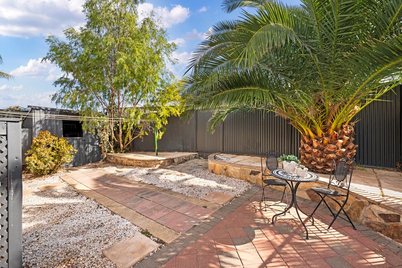 Photo - 22 Columbia Crescent, Modbury North SA 5092 - Image 22