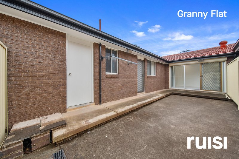 Photo - 22 Comberford Close, Prairiewood NSW 2176 - Image 10