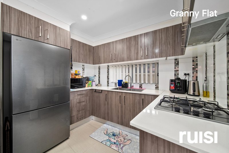Photo - 22 Comberford Close, Prairiewood NSW 2176 - Image 12