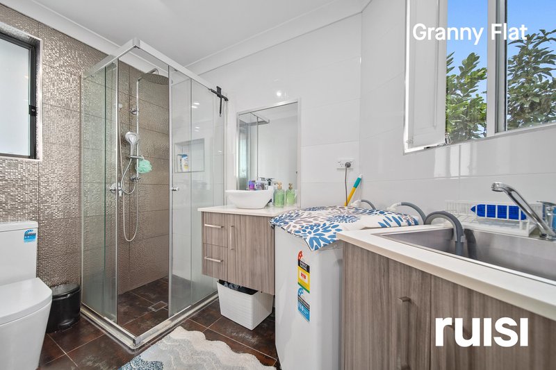 Photo - 22 Comberford Close, Prairiewood NSW 2176 - Image 15