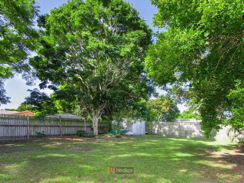 Photo - 22 Conifer Street, Hillcrest QLD 4118 - Image 19