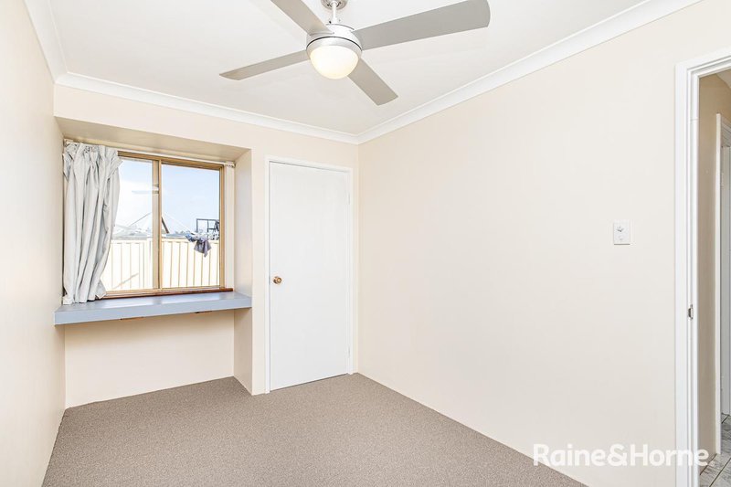 Photo - 22 Coote Place, Usher WA 6230 - Image 12