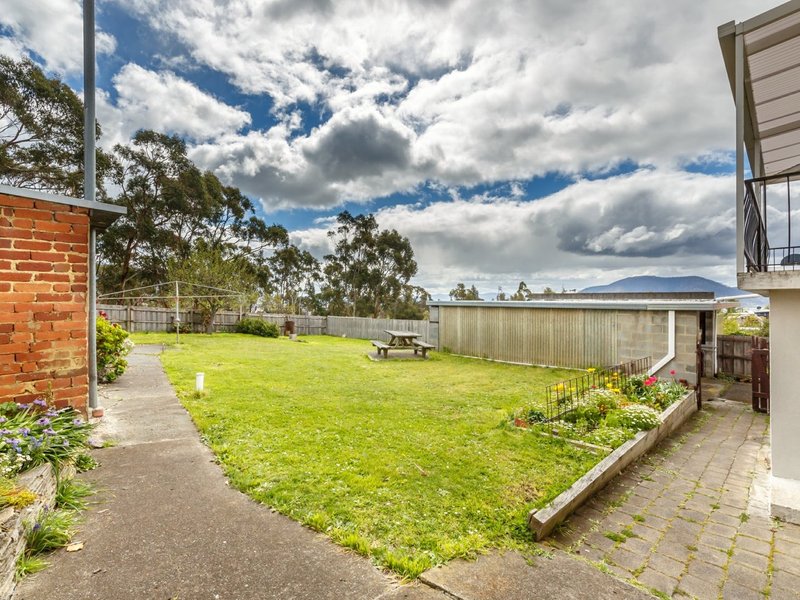 Photo - 22 Corinda Grove, West Moonah TAS 7009 - Image 15