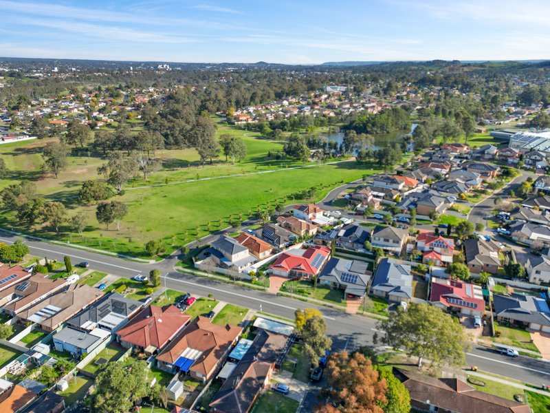 Photo - 2/2 Cornelian Avenue, Eagle Vale NSW 2558 - Image 10