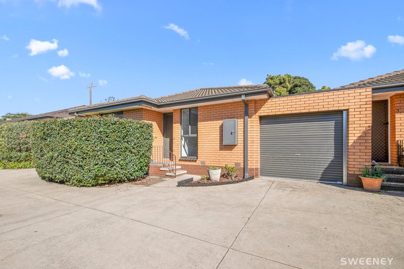 Photo - 2/2 Corrigan Avenue, Brooklyn VIC 3012 - Image 2