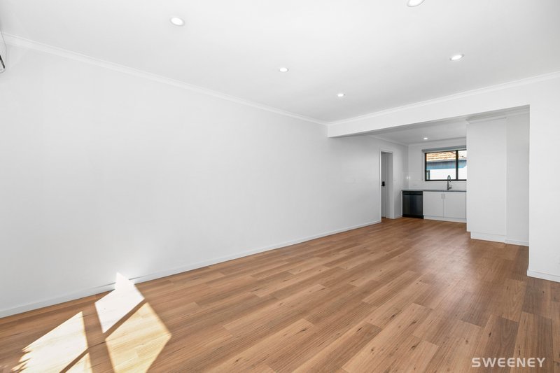 Photo - 2/2 Corrigan Avenue, Brooklyn VIC 3012 - Image 6