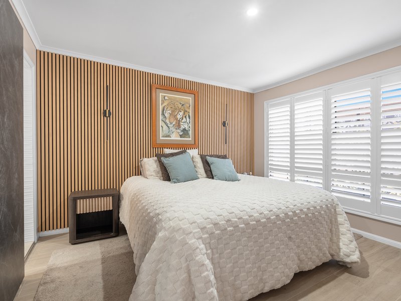 Photo - 22 Coventina Crescent, Springfield Lakes QLD 4300 - Image 2