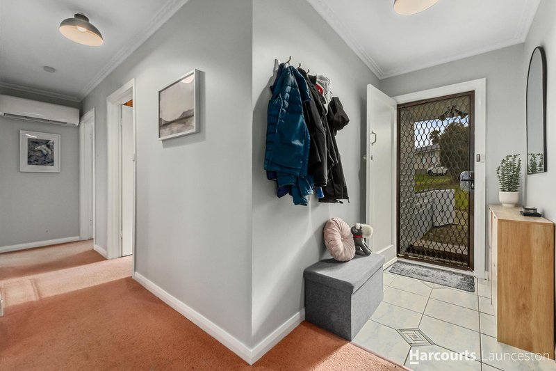 Photo - 22 Crandon Crescent, Newnham TAS 7248 - Image 3