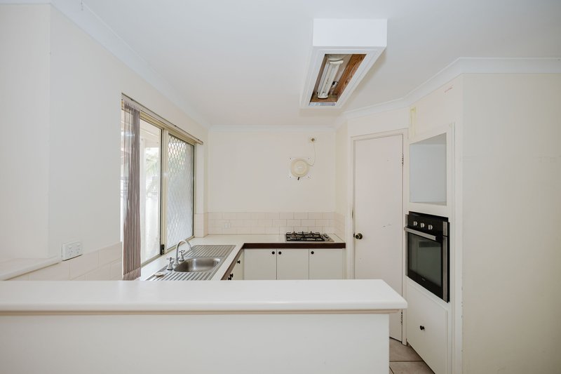 Photo - 2/2 Creery Street, Dudley Park WA 6210 - Image 17