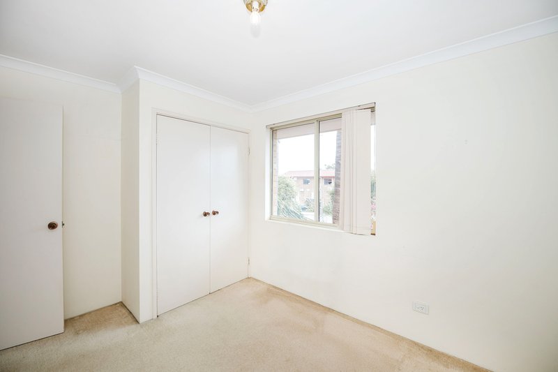 Photo - 2/2 Creery Street, Dudley Park WA 6210 - Image 21