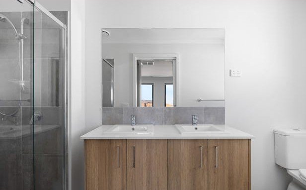 Photo - 22 Cremello Crescent, Tarneit VIC 3029 - Image 7