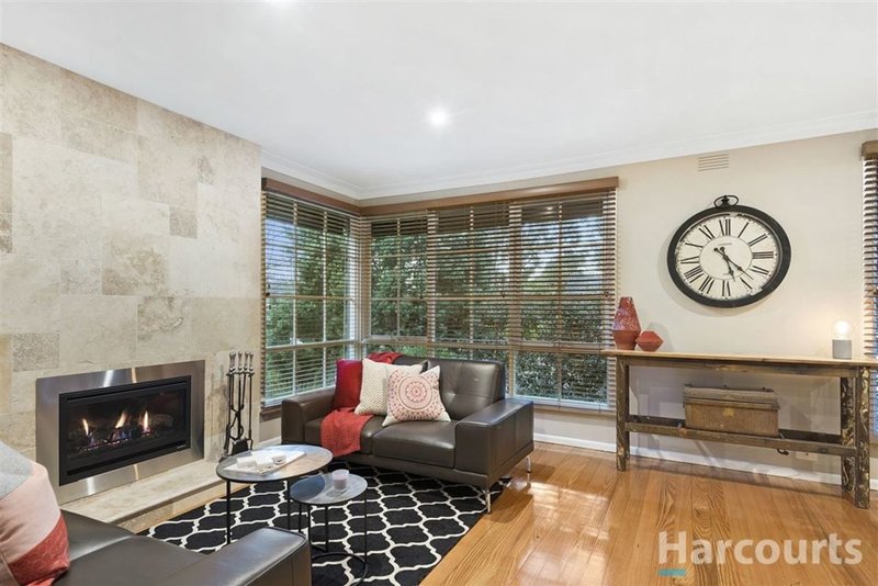 Photo - 22 Creswick Street, Glen Waverley VIC 3150 - Image 2