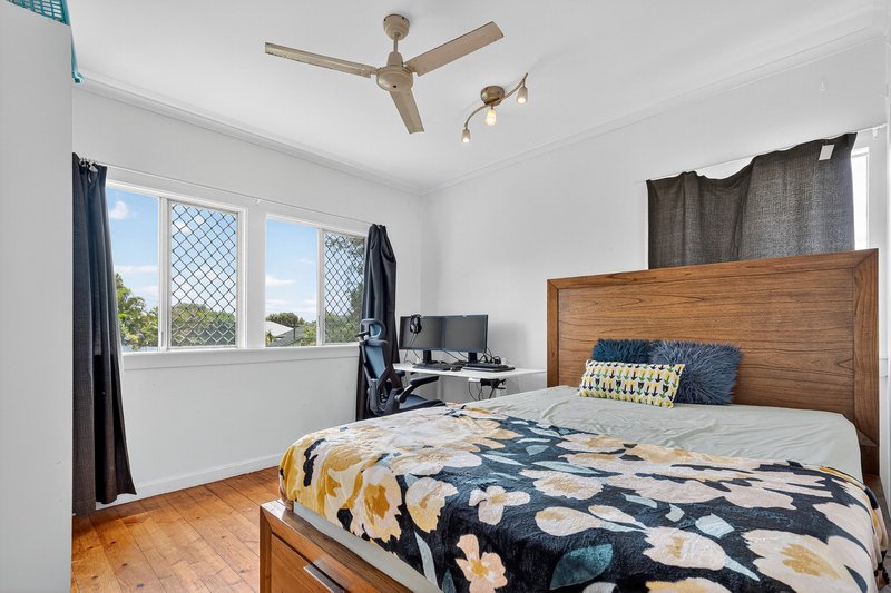 Photo - 22 Crowley Street, Zillmere QLD 4034 - Image 9