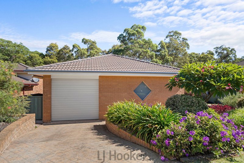 Photo - 22 Crusade Close, Valentine NSW 2280 - Image 2