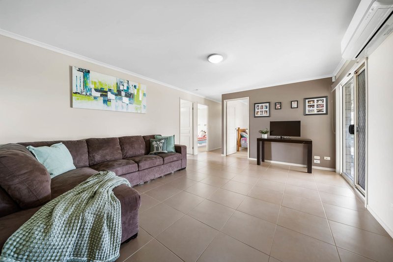 Photo - 22 Curlew Street, Meringandan West QLD 4352 - Image 12