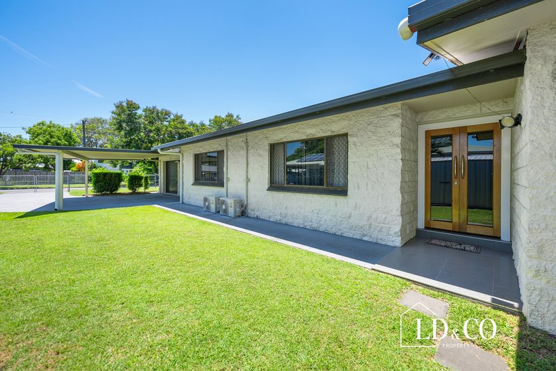 Photo - 22 Dampier Drive, Andergrove QLD 4740 - Image 2