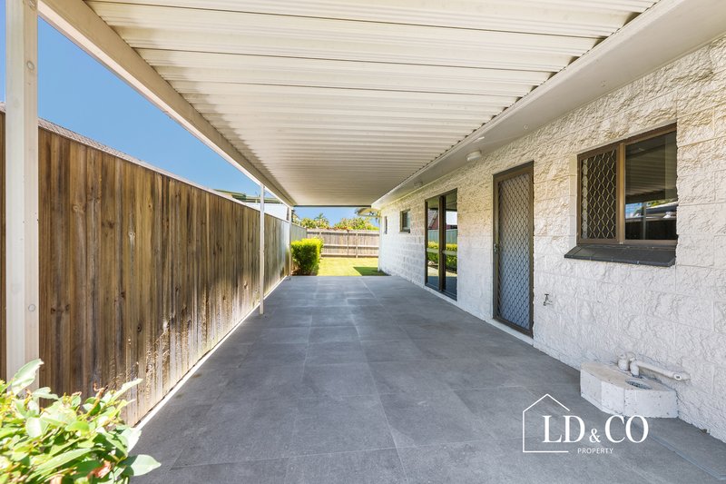 Photo - 22 Dampier Drive, Andergrove QLD 4740 - Image 14