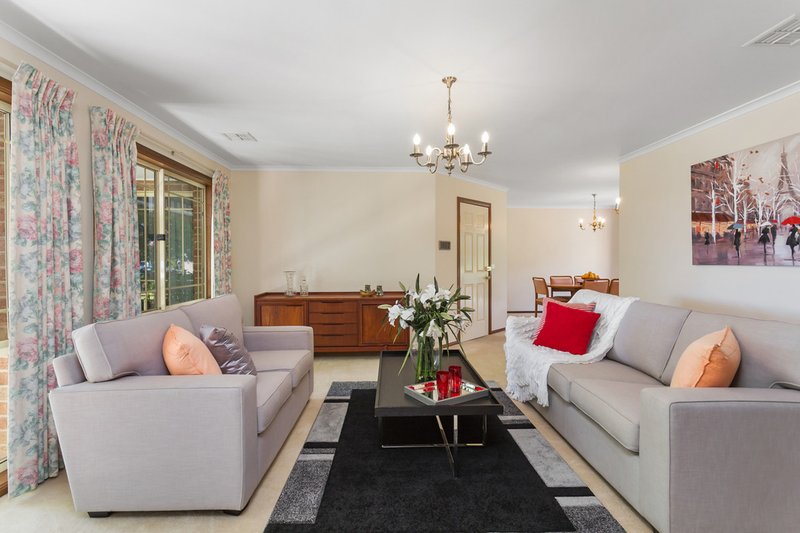 Photo - 22 Dandenong Court, Palmerston ACT 2913 - Image 7