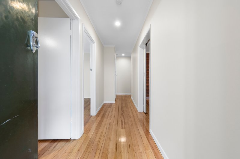 Photo - 22 Darebin Drive, Thomastown VIC 3074 - Image 2