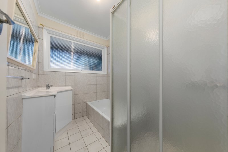 Photo - 22 Darebin Drive, Thomastown VIC 3074 - Image 4