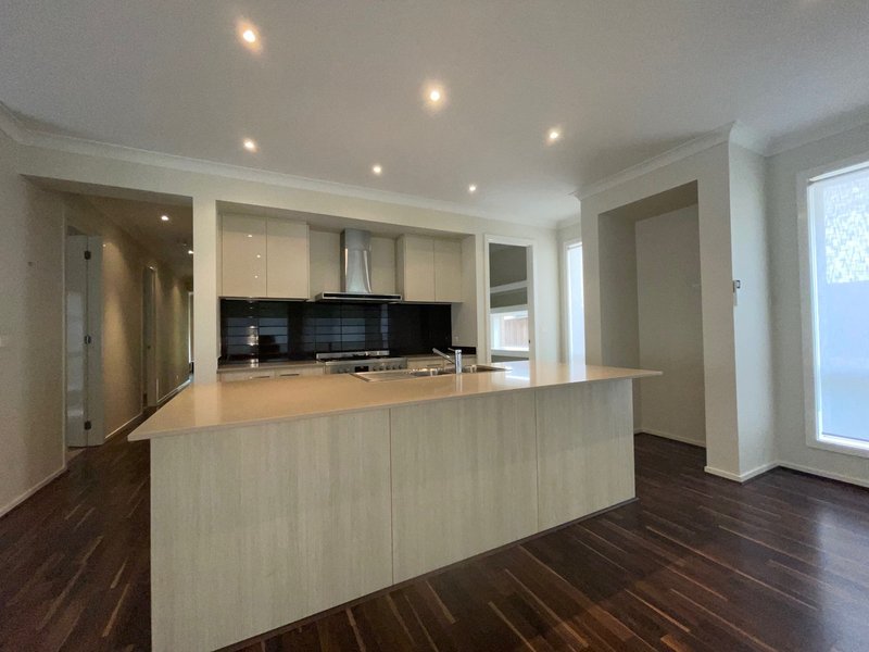 Photo - 22 Darrabarra Way, Rouse Hill NSW 2155 - Image 2