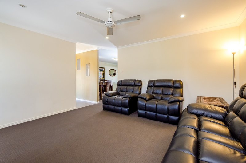 Photo - 22 Dartmouth Close, Clinton QLD 4680 - Image 12